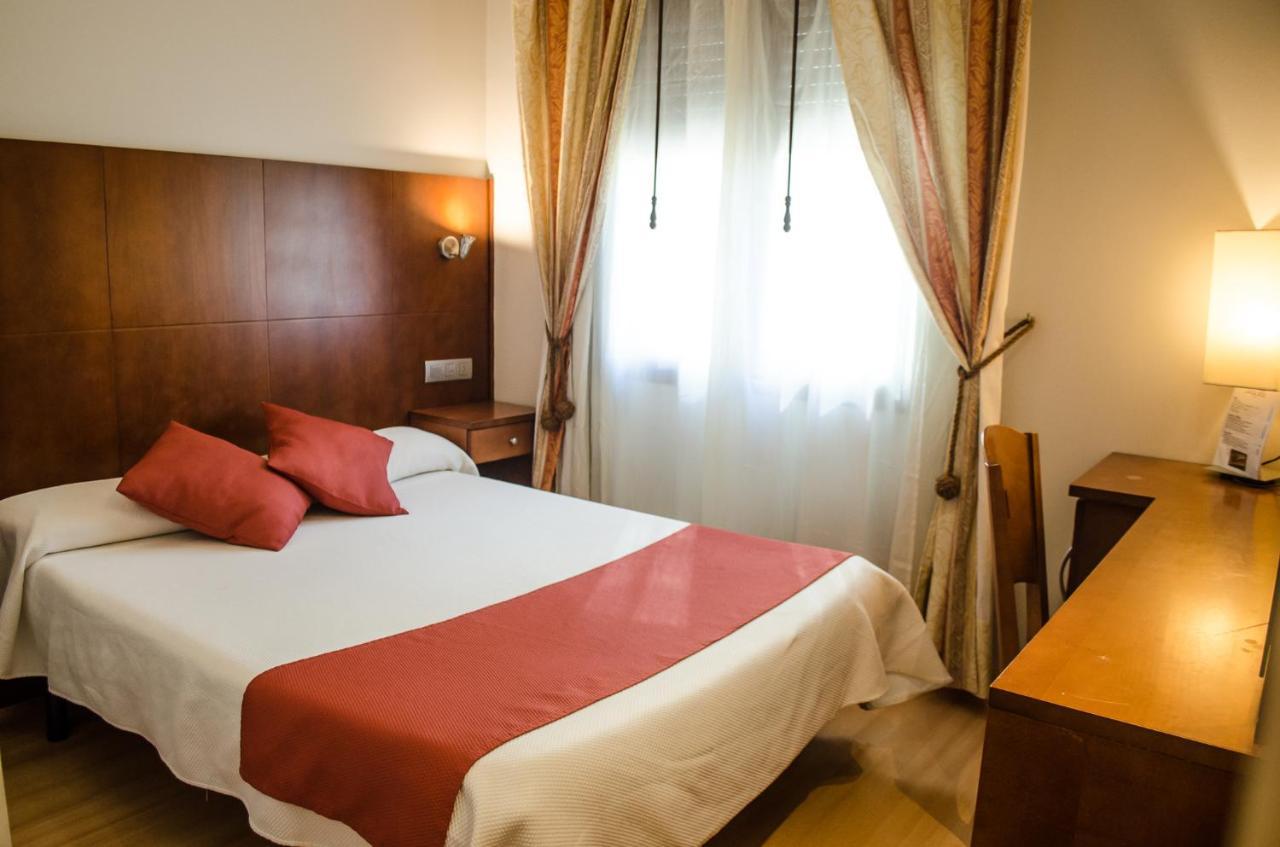 Hotel Jaques Jaca Exteriér fotografie