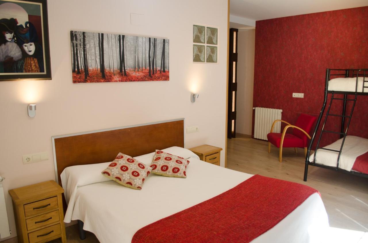 Hotel Jaques Jaca Exteriér fotografie